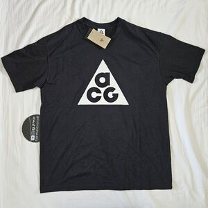 Nike ACG Short-Sleeve T-Shirt Black DJ3644-010 Men's Size Large